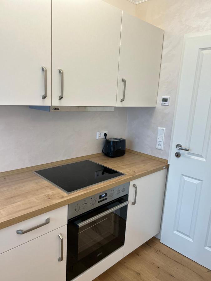 Fewo By Hd Mit Parkplatz, Wallbox, Wintergarten Bad Salzuflen Bagian luar foto