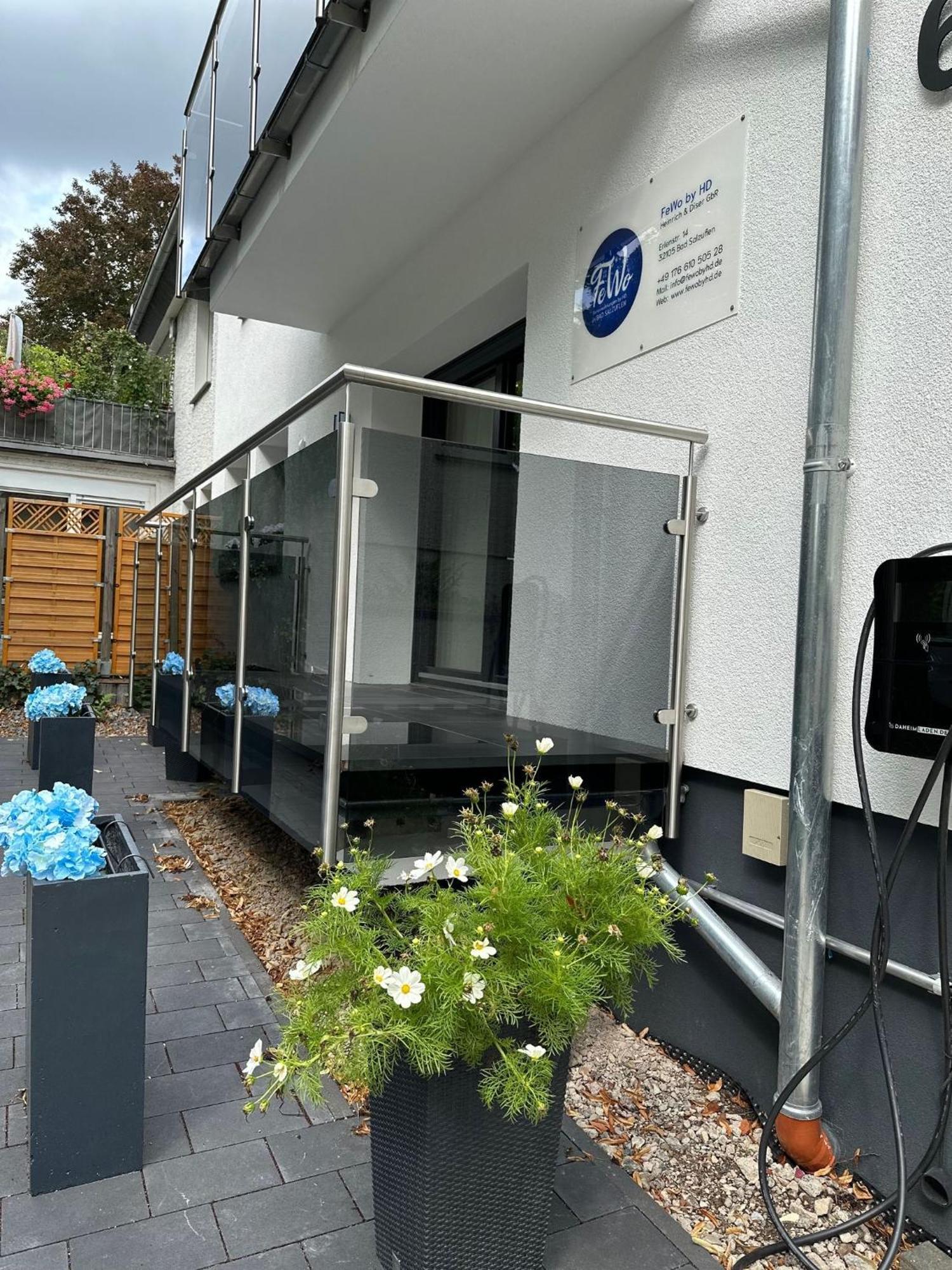Fewo By Hd Mit Parkplatz, Wallbox, Wintergarten Bad Salzuflen Bagian luar foto