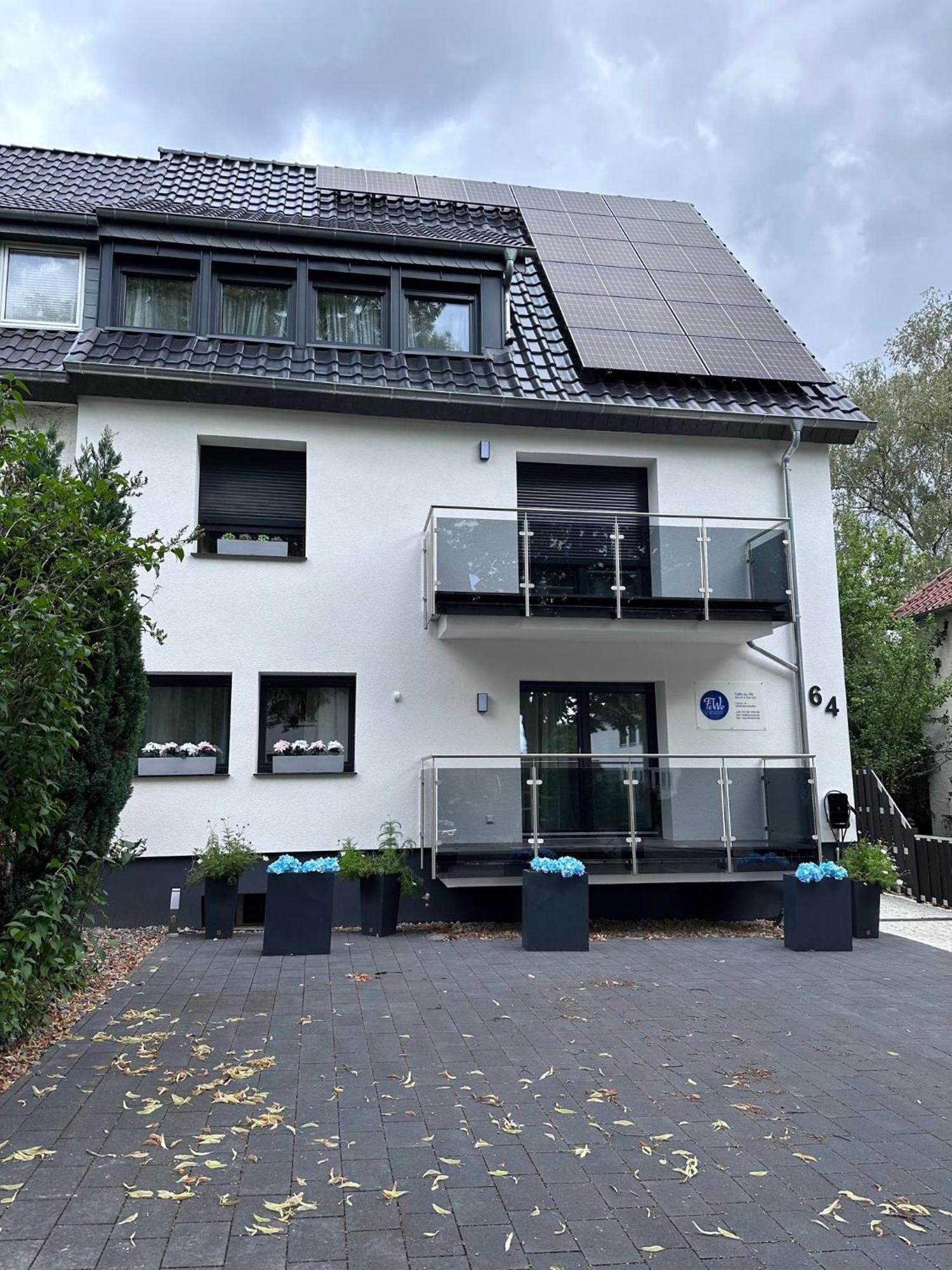 Fewo By Hd Mit Parkplatz, Wallbox, Wintergarten Bad Salzuflen Bagian luar foto